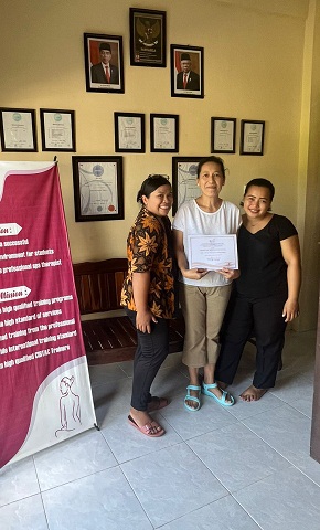Reeva Bali Spa School Student